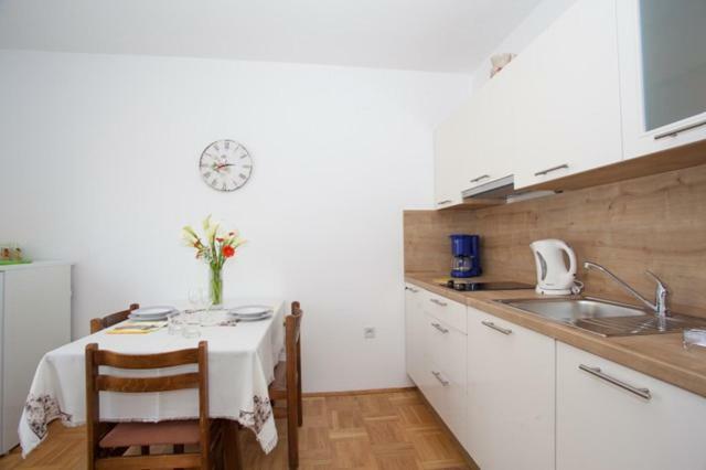 Klimno100 Apartment Luaran gambar